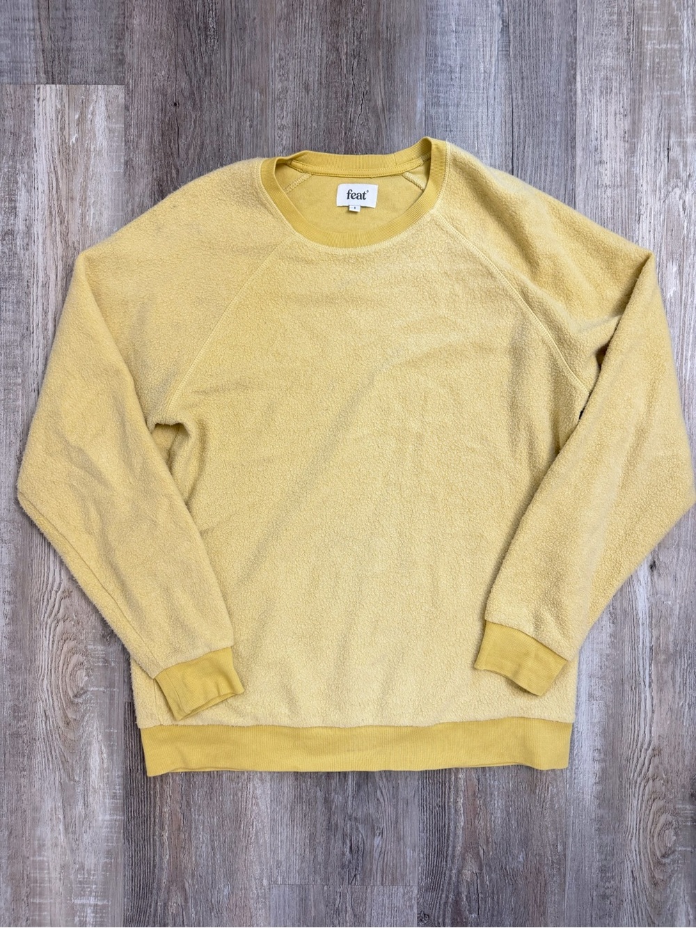 Feat Clothing Women’s ‘The BlanketBlend’ Crewneck in Yellow, size Large like NEW